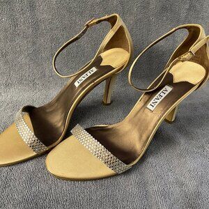 Alfani Shoes Ashton Gold Sparkle Heels Size 8M 3 1/2” Heel Straps